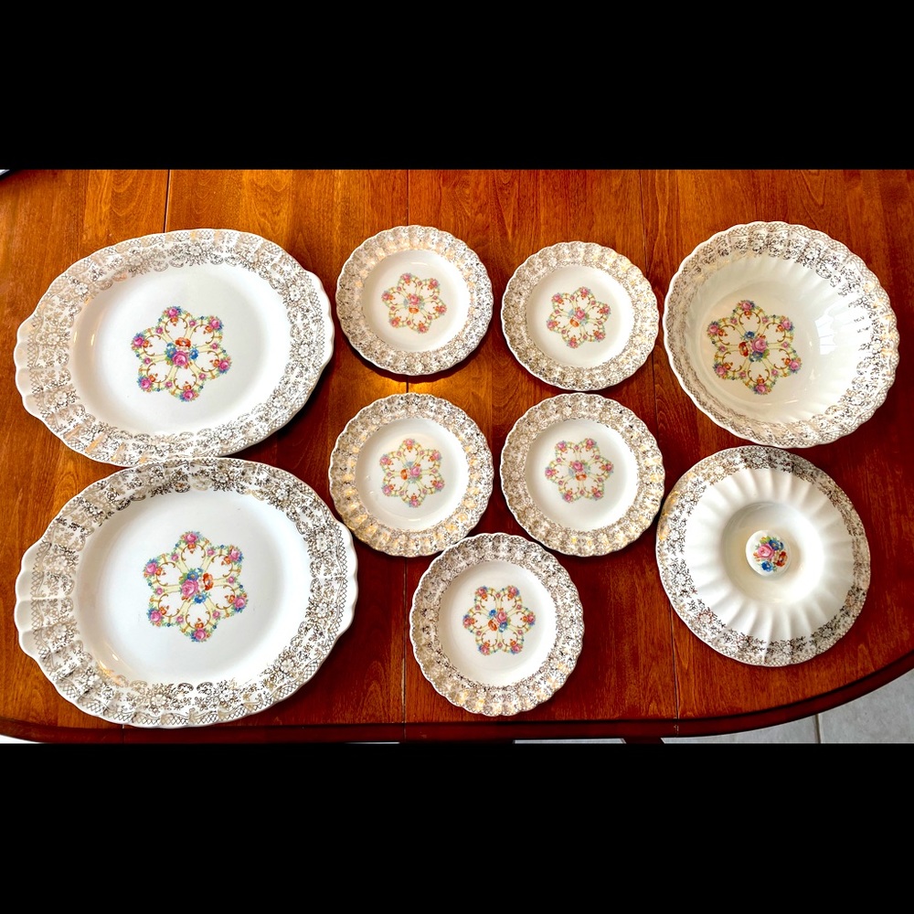 Vintage Seabring Pottery Co. Pieces